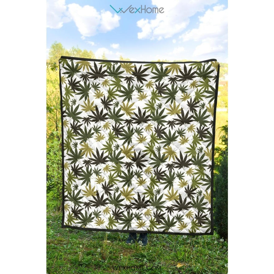 Canabis Marijuana Weed Pattern Print Design 05 Premium Quilt