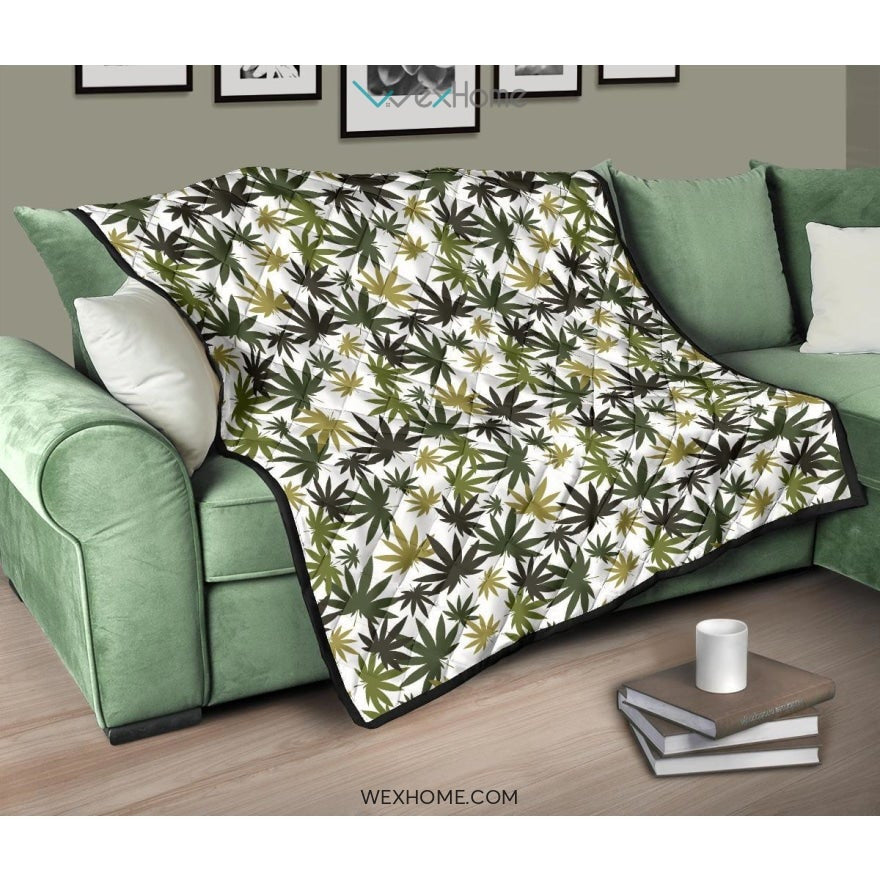 Canabis Marijuana Weed Pattern Print Design 05 Premium Quilt