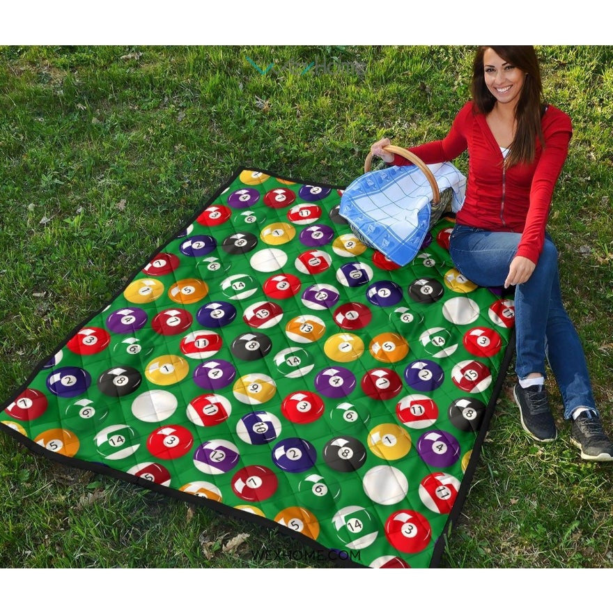 Billiard Ball Pattern Print Design 02 Premium Quilt