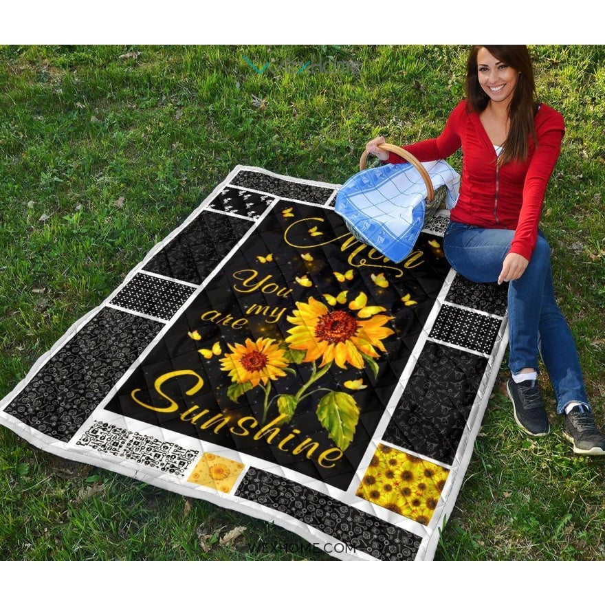 You Are My Sunshine Sunflower Mom Premium Quilt