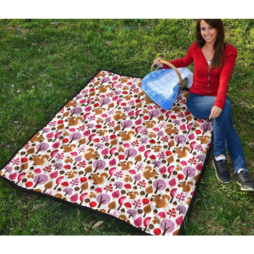 Squirrel Pattern Print Design 02 Premium Quilt