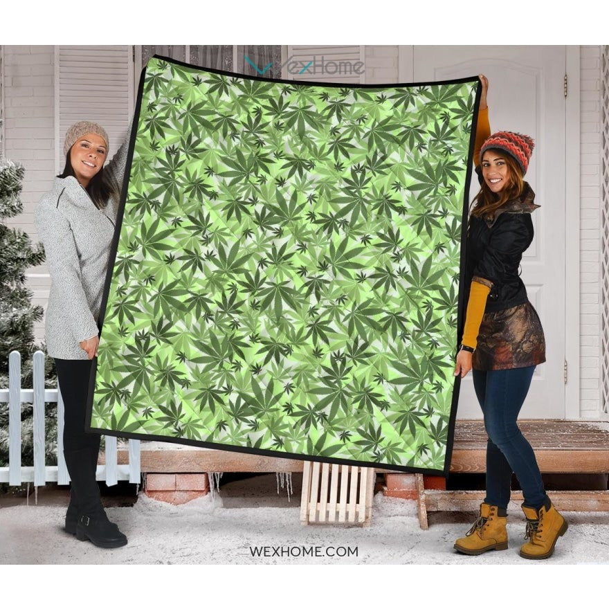 Canabis Marijuana Weed Pattern Print Design 01 Premium Quilt