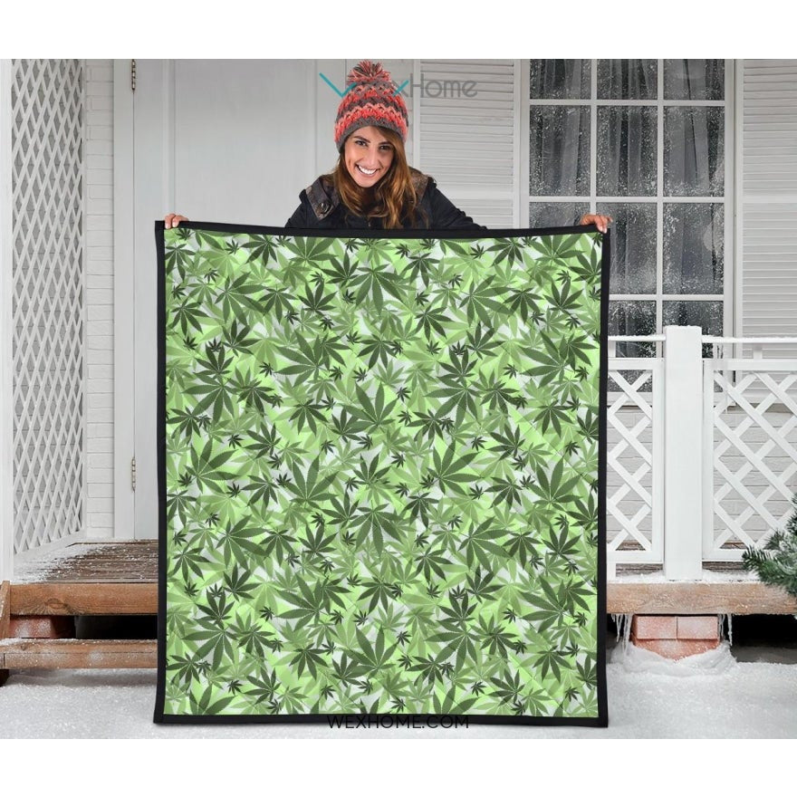 Canabis Marijuana Weed Pattern Print Design 01 Premium Quilt