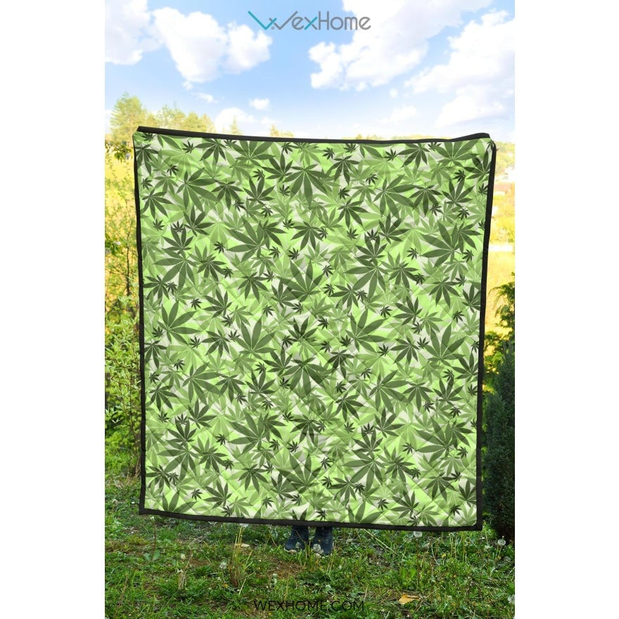 Canabis Marijuana Weed Pattern Print Design 01 Premium Quilt
