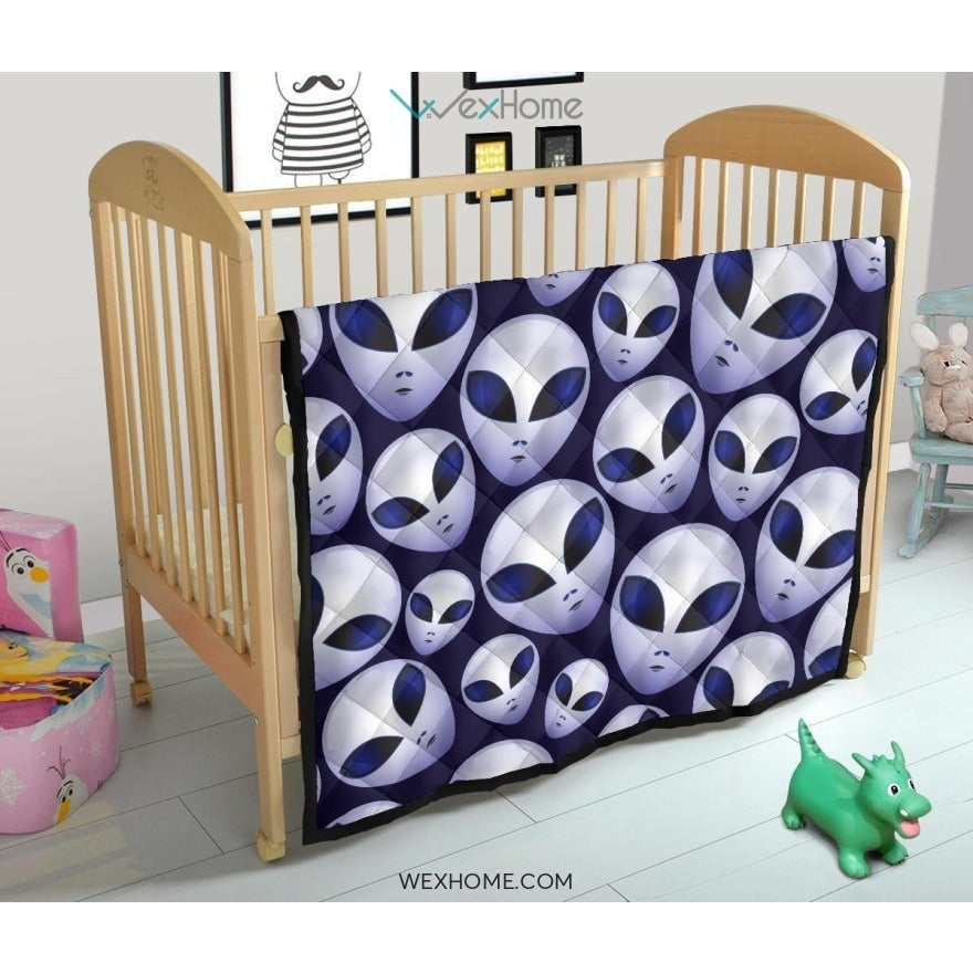Alien Pattern Print Premium Quilt Unique Gift W2101