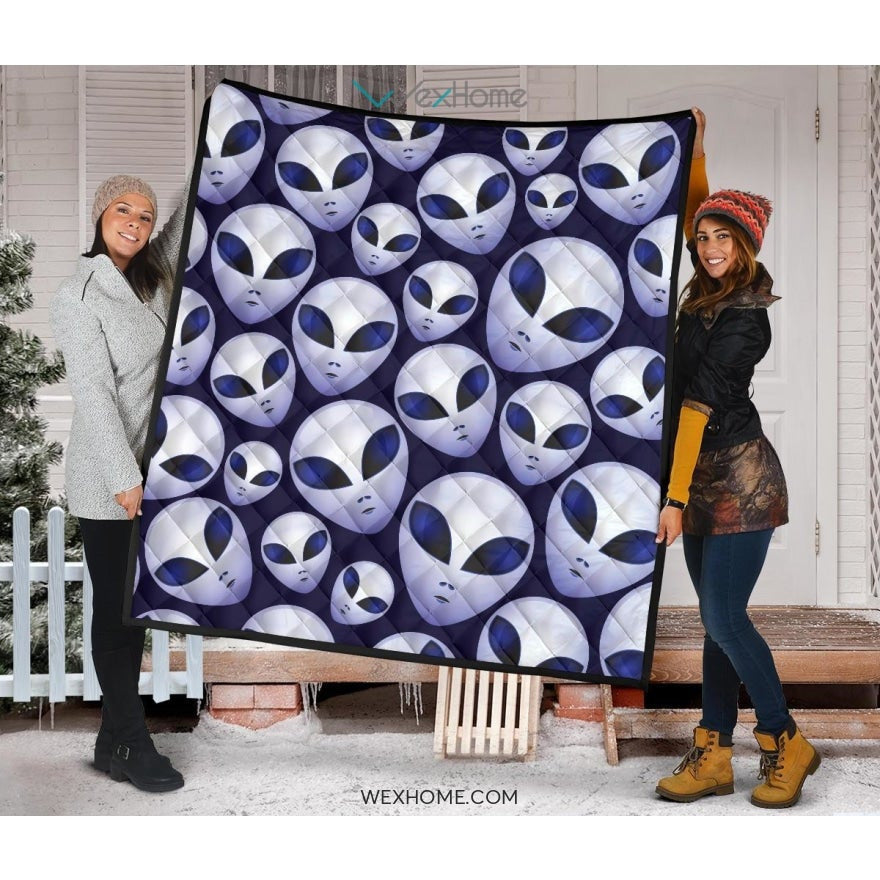 Alien Pattern Print Premium Quilt Unique Gift W2101