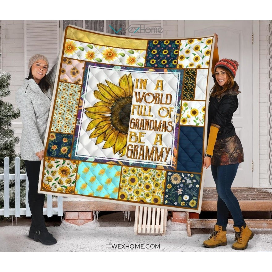 WEXHOME In A World Full Of Grandmas Be A Grammy Premium Quilt