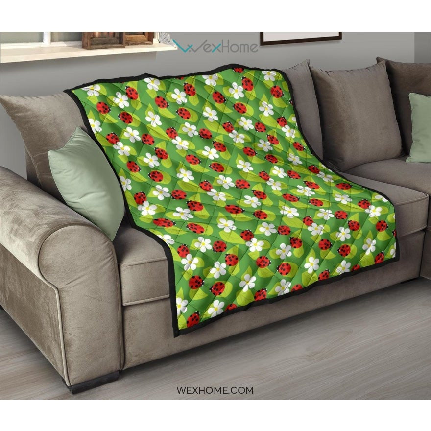 Ladybug Pattern Print Design 01 Premium Quilt