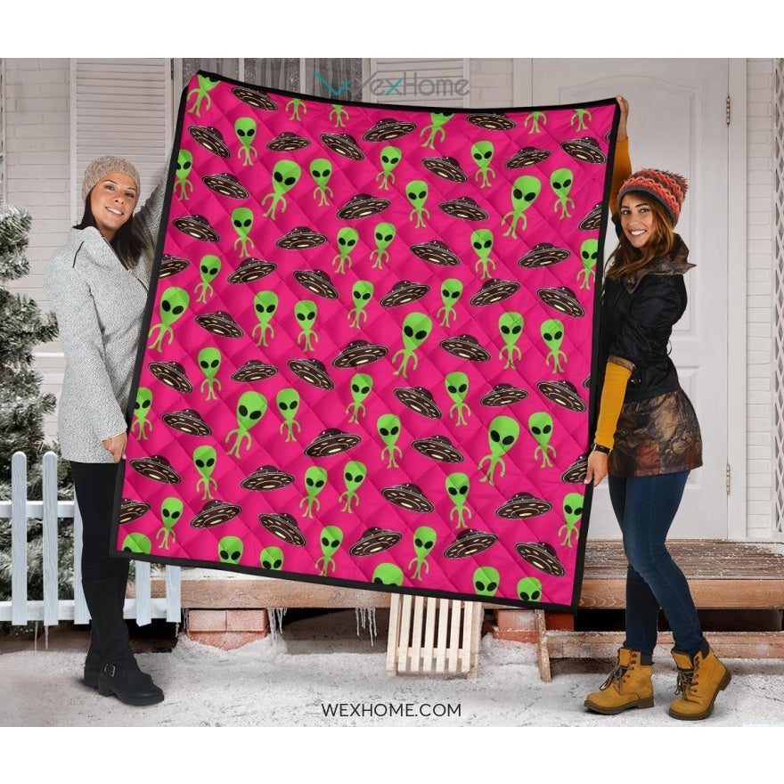Alien Pattern Print Design 03 Premium Quilt