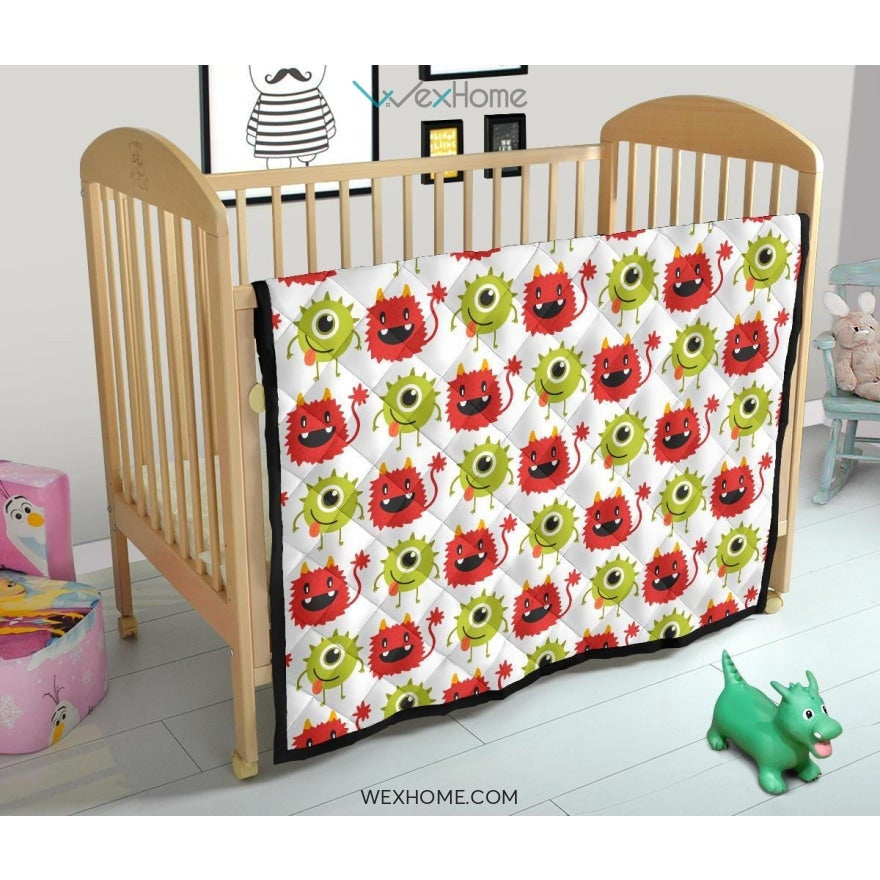 Alien Pattern Print Design 05 Premium Quilt