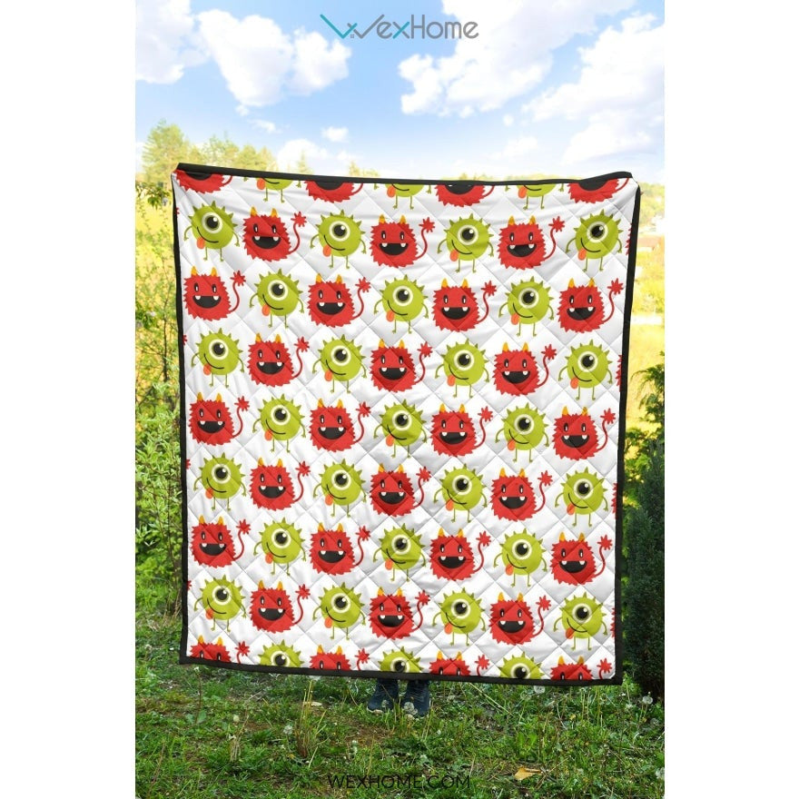 Alien Pattern Print Design 05 Premium Quilt
