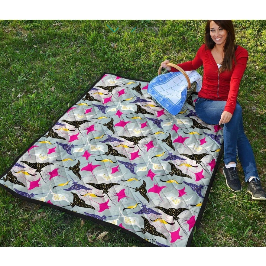 Stingray Pattern Print Design 01 Premium Quilt
