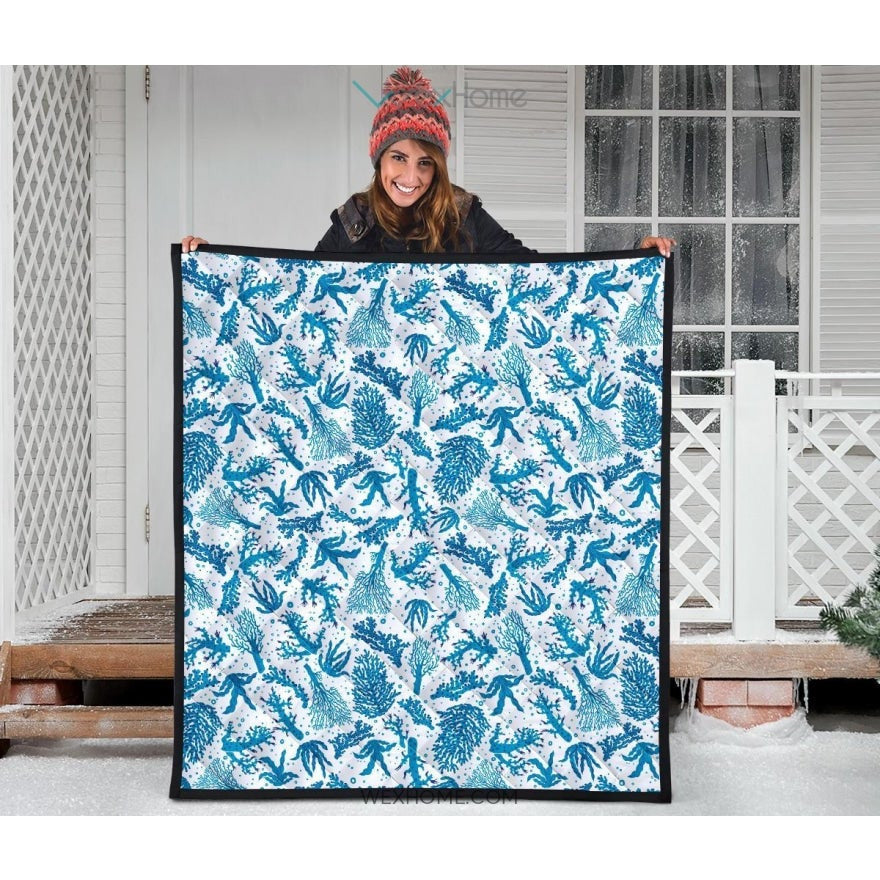 Coral Reef Pattern Print Design 01 Premium Quilt