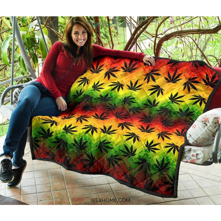 Canabis Marijuana Weed Pattern Print Design 03 Premium Quilt
