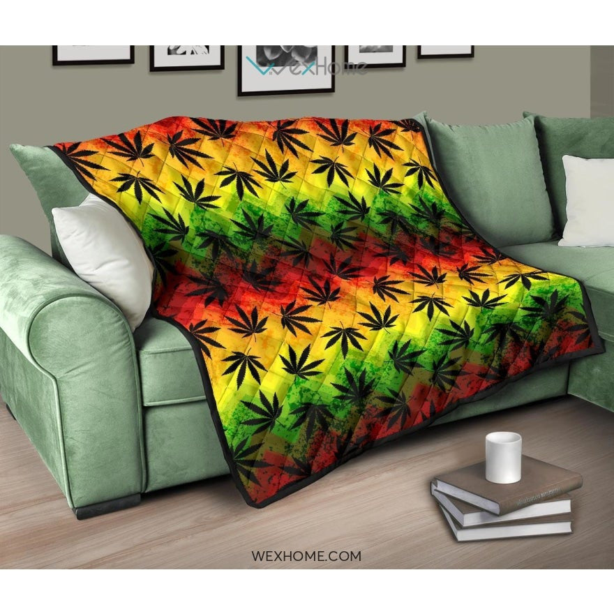 Canabis Marijuana Weed Pattern Print Design 03 Premium Quilt