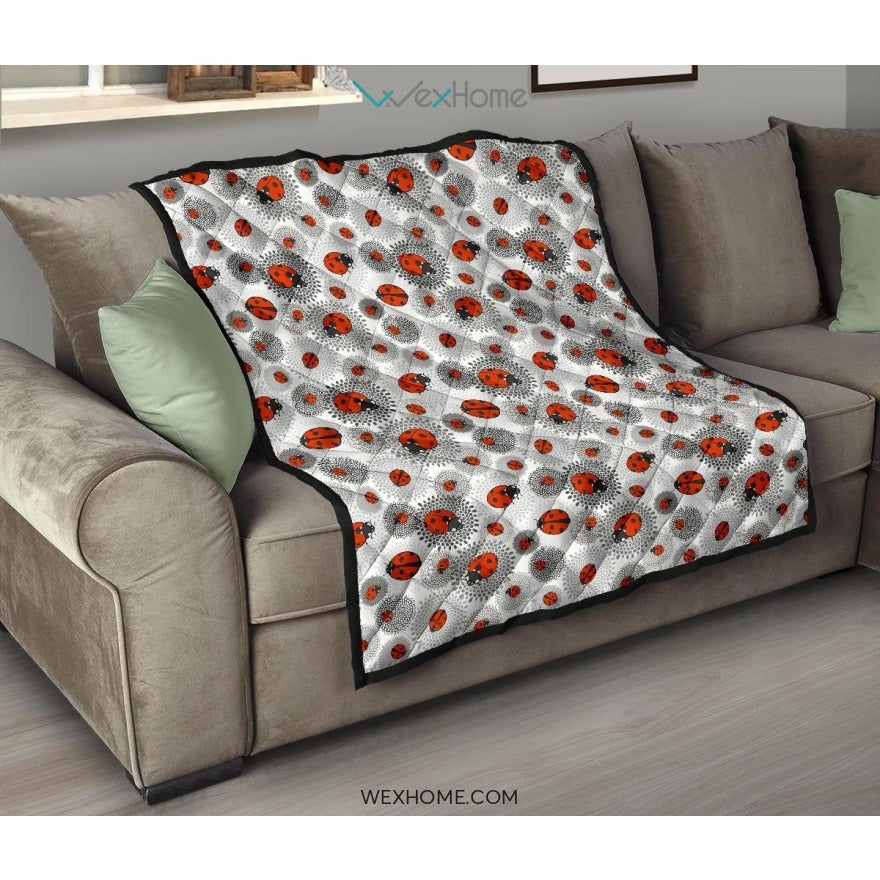 Ladybug Pattern Print Design 05 Premium Quilt