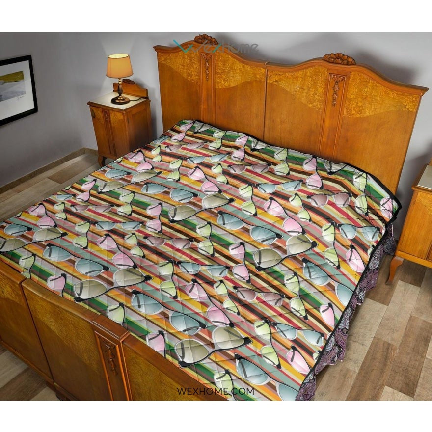 Sun Glasses Pattern Print Design 02 Premium Quilt
