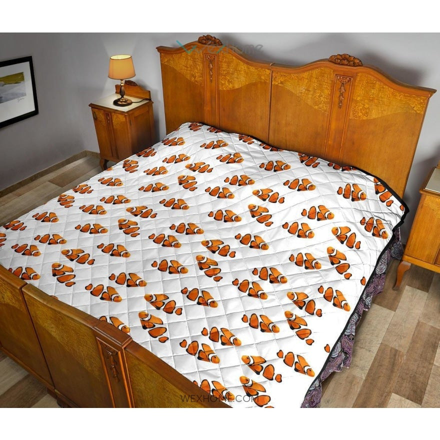 Clown Fish Pattern Print Design 03 Premium Quilt