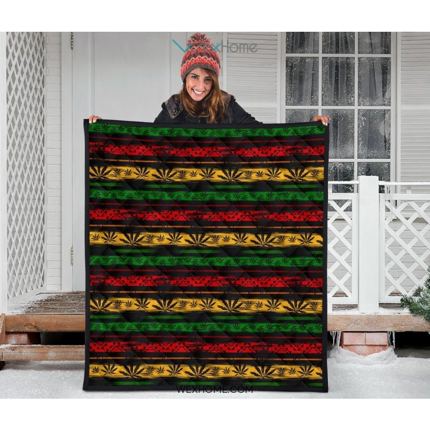 Canabis Marijuana Weed Pattern Print Design 04 Premium Quilt