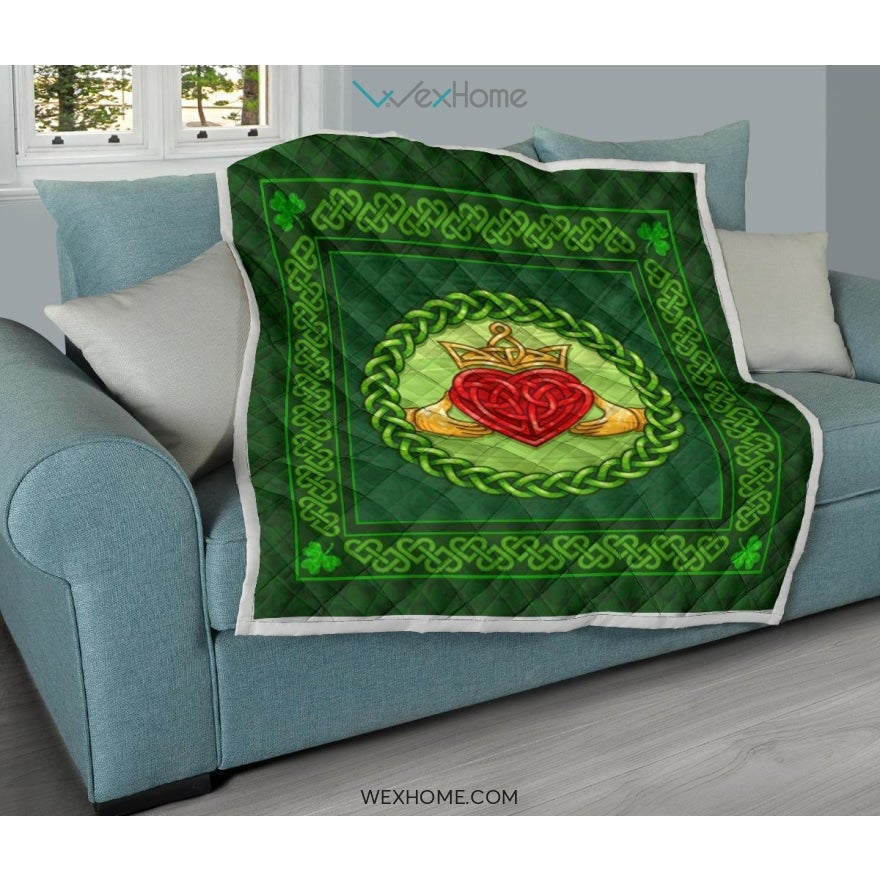 WEXHOME Irish Heart Premium Quilt