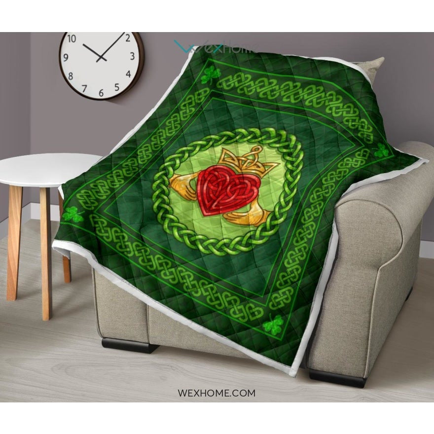 WEXHOME Irish Heart Premium Quilt