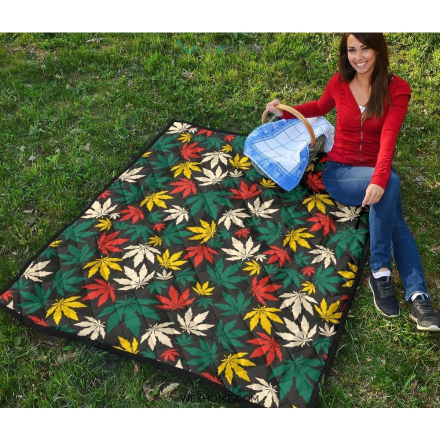Canabis Marijuana Weed Pattern Print Design 02 Premium Quilt