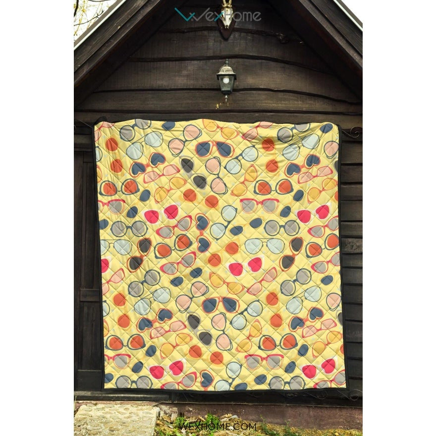 Sun Glasses Pattern Print Design 05 Premium Quilt