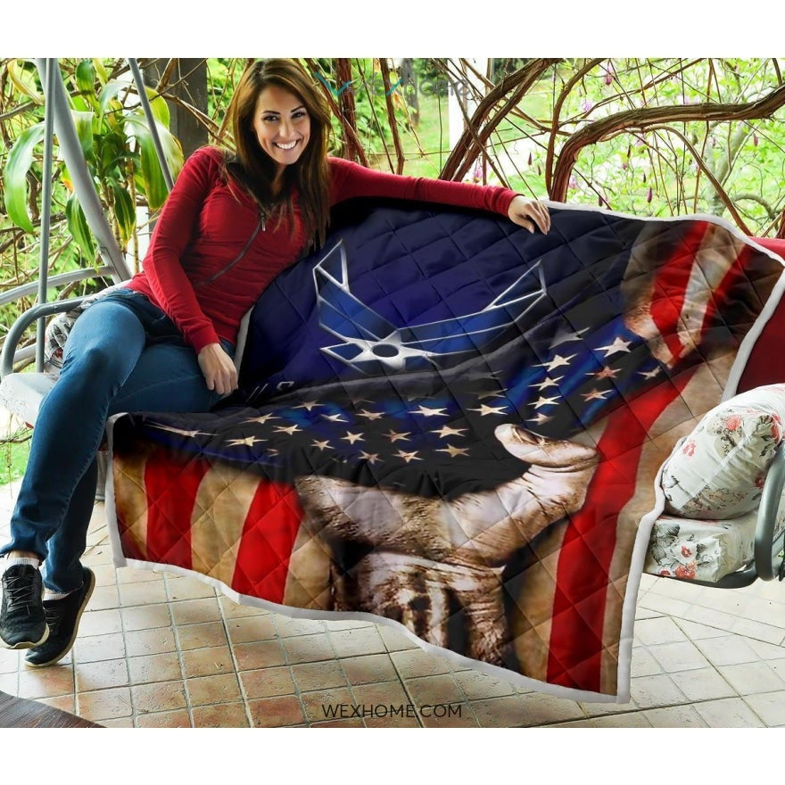 US Air Force Hand Pulling American Flag Quilt