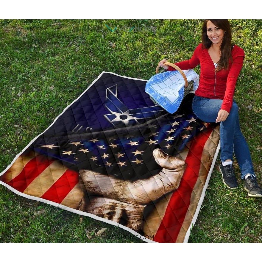 US Air Force Hand Pulling American Flag Quilt