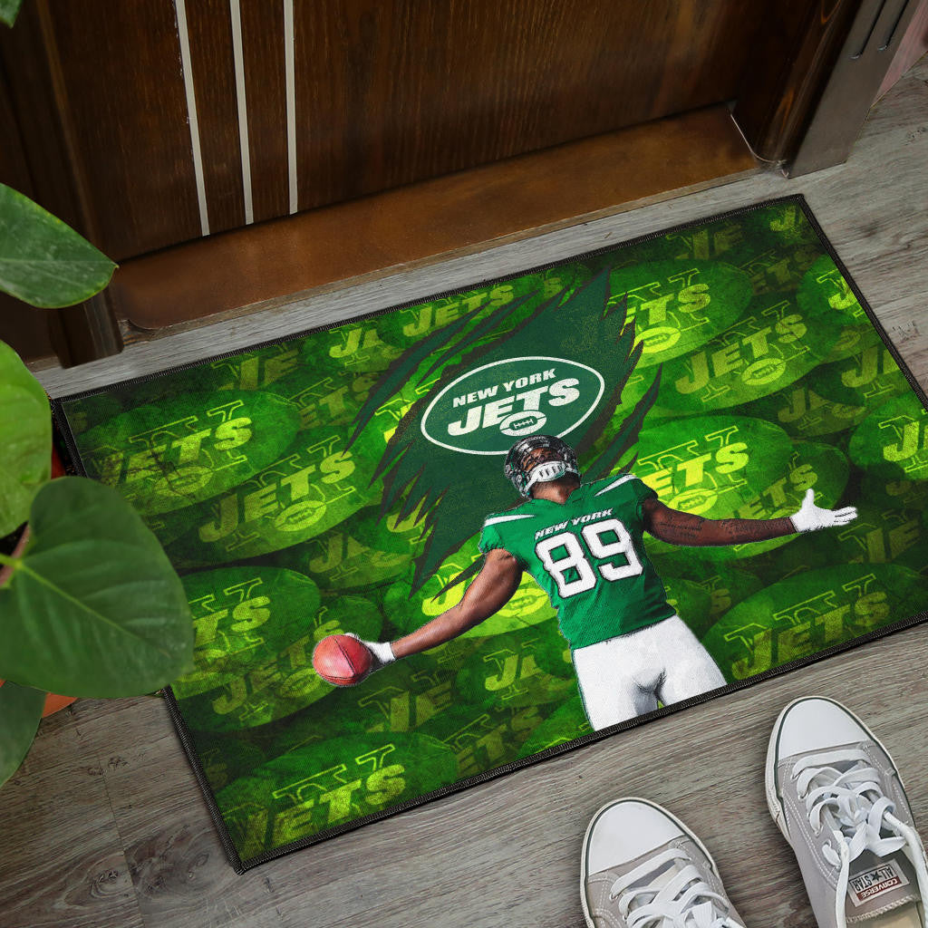 New York American Football Jets Football Player 89 Celebrating Score Holding Ball Door Mat Home Decor