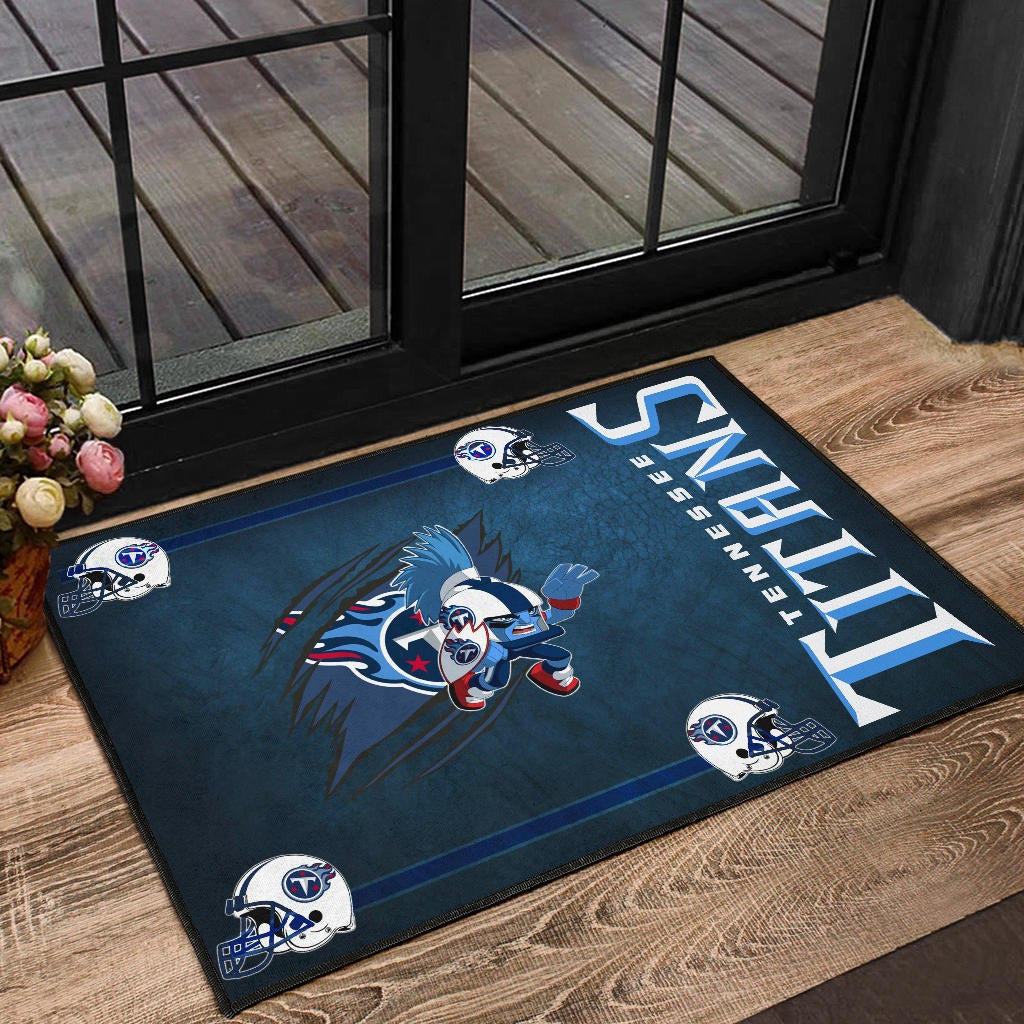Tennessee Titans American Football Team Door Mat Funny Little Player On Claw Scratches Helmet Patterns Door Mat Home Decor