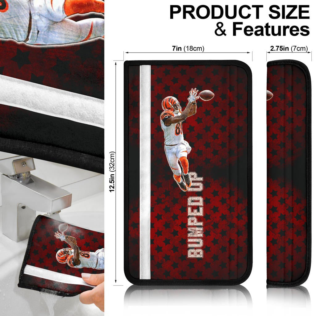 Cincinnati Bengals American Football Team Seat Belt Covers Jerome Simpson Running For Rugby Ball And Bumped Up Belt Covers
