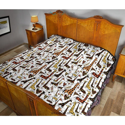 Giraffe Pattern Print Design 05 Premium Quilt