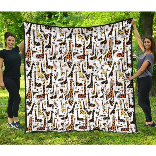 Giraffe Pattern Print Design 05 Premium Quilt