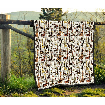 Giraffe Pattern Print Design 05 Premium Quilt