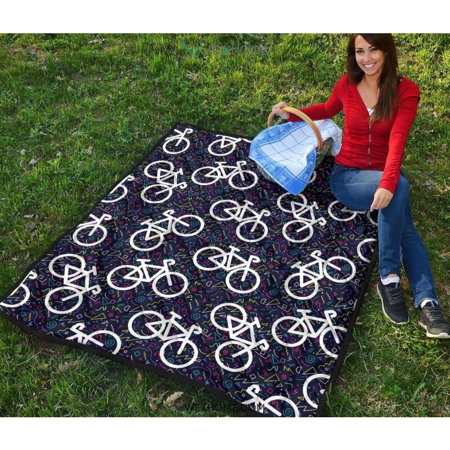 Bicycle Pattern Print Design 03 Premium Quilt