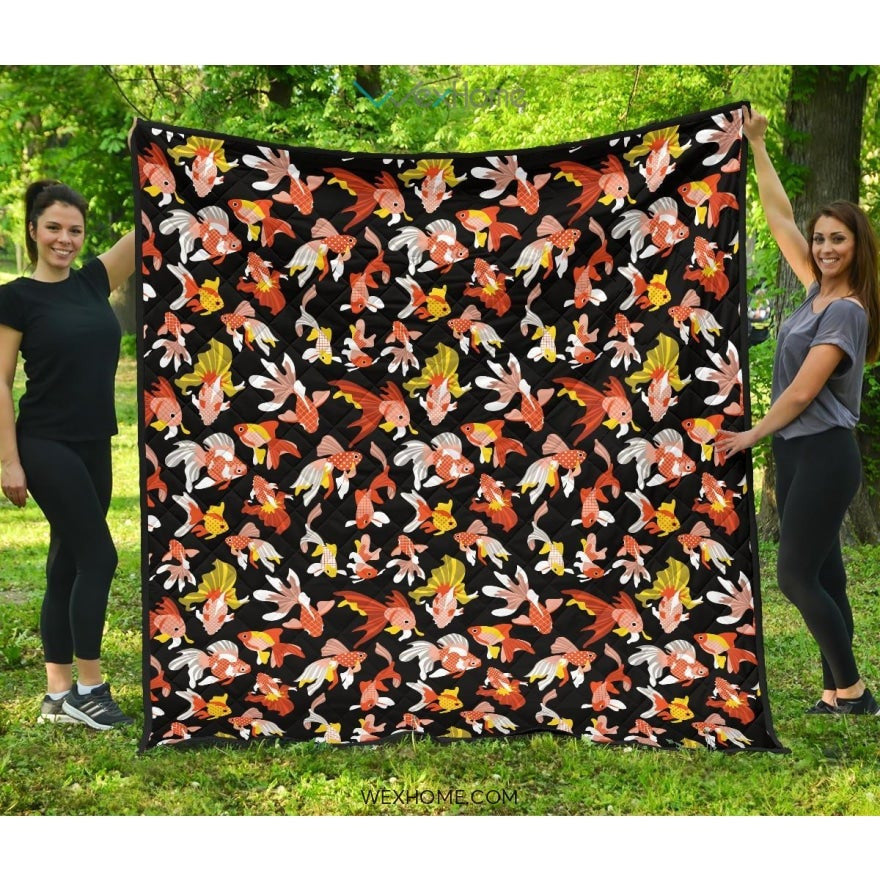 Goldfish Pattern Print Design 03 Premium Quilt