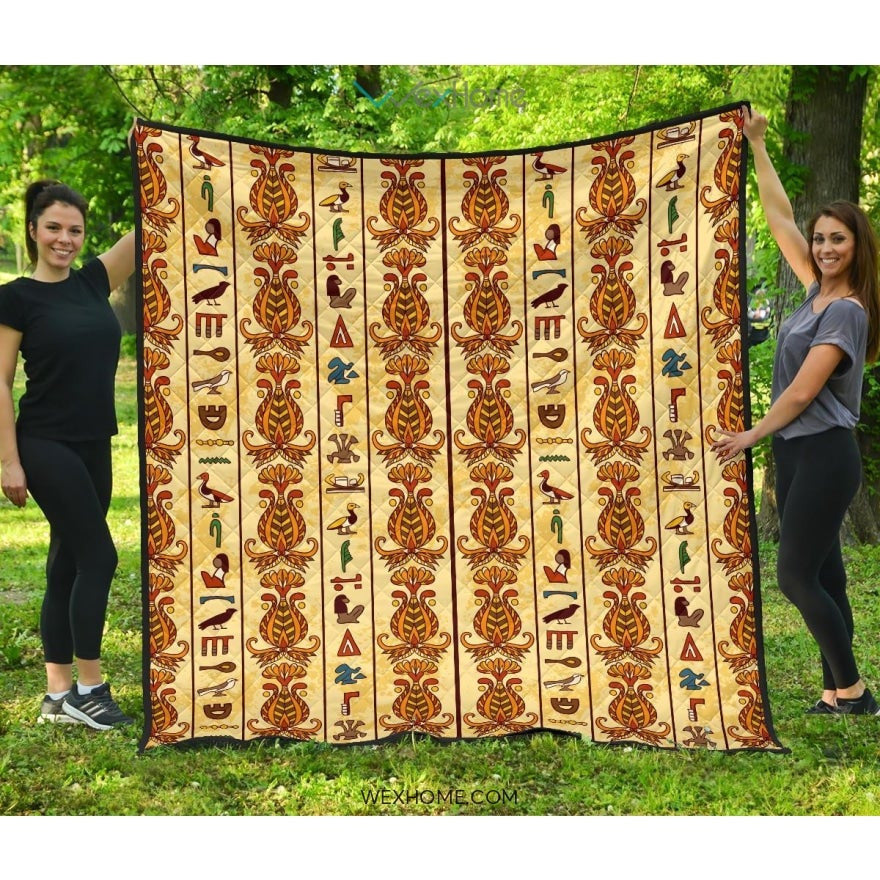 Egypt Hieroglyphics Pattern Print Design 04 Premium Quilt