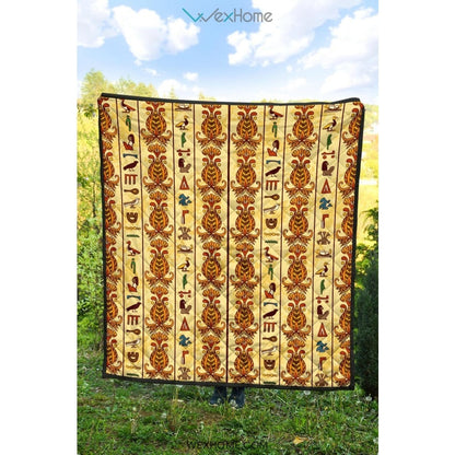 Egypt Hieroglyphics Pattern Print Design 04 Premium Quilt