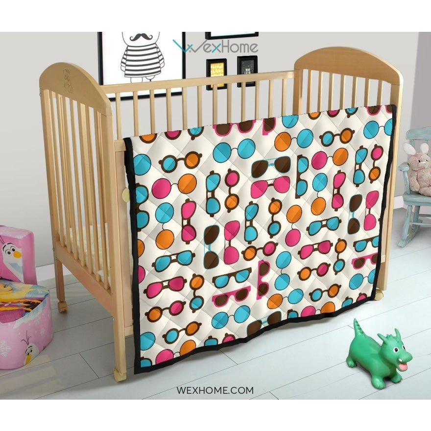 Sun Glasses Pattern Print Design 03 Premium Quilt