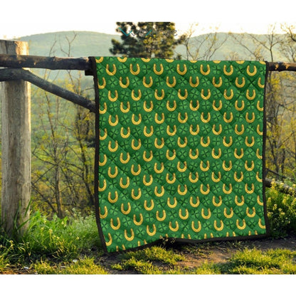 Horseshoes Pattern Print Design 05 Premium Quilt