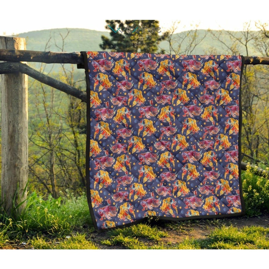 Goldfish Pattern Print Design 05 Premium Quilt