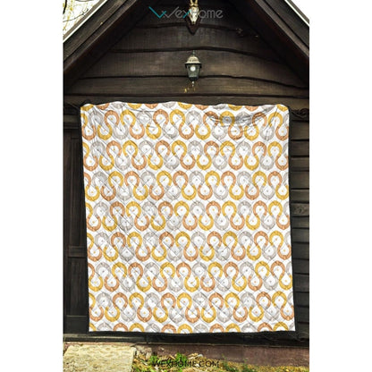 Horseshoes Pattern Print Design 03 Premium Quilt