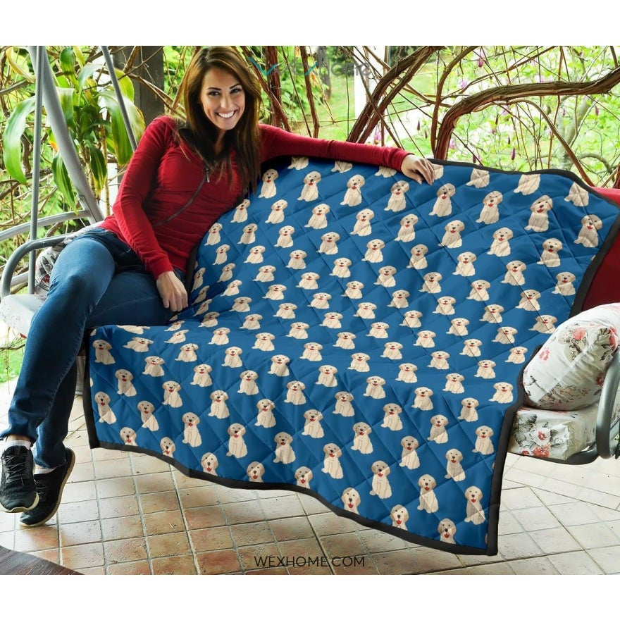 Golden Retriever Pattern Print Design 03 Premium Quilt