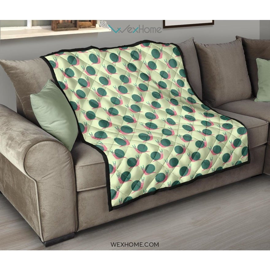 Snail Pattern Print Design 04 Premium Quilt