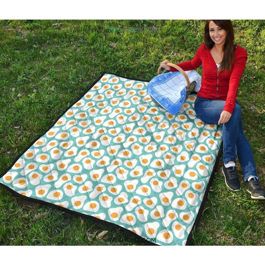 Fried Eggs Pattern Print Design 04 Premium Quilt