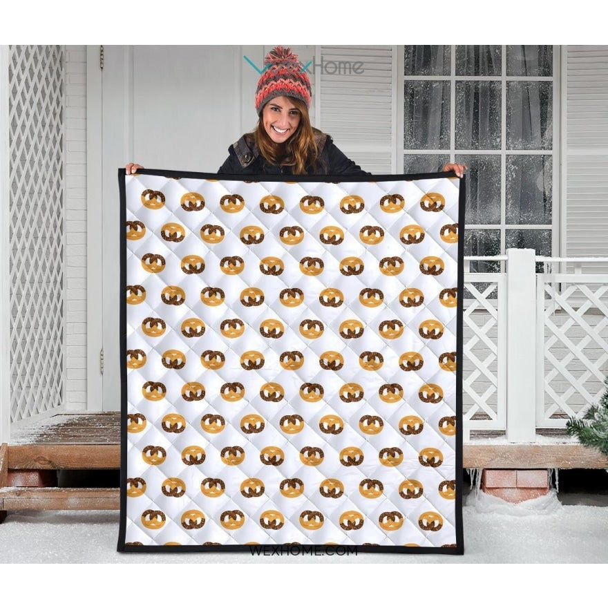 Pretzels Pattern Print Design 02 Premium Quilt