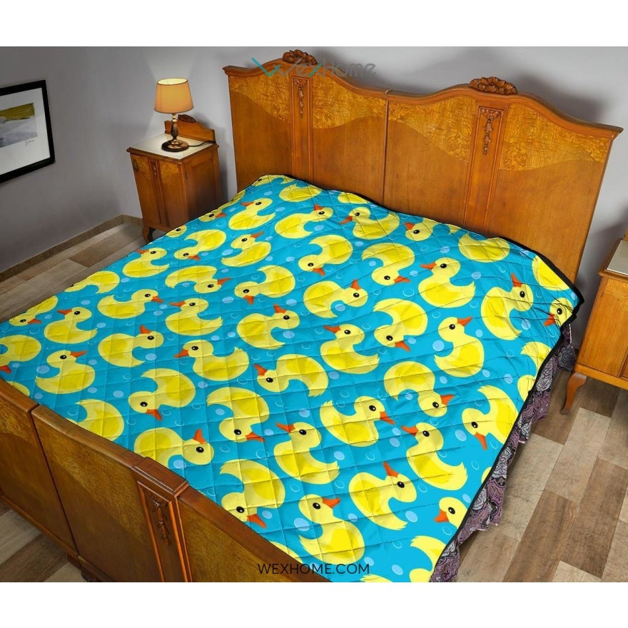 Duck Toy Pattern Print Design 04 Premium Quilt