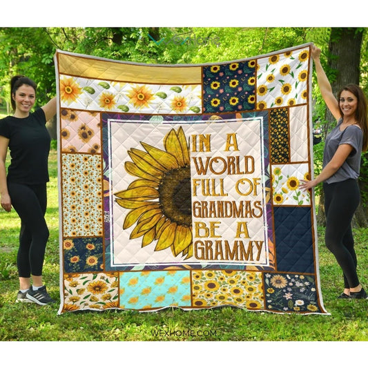 WEXHOME In A World Full Of Grandmas Be A Grammy Premium Quilt