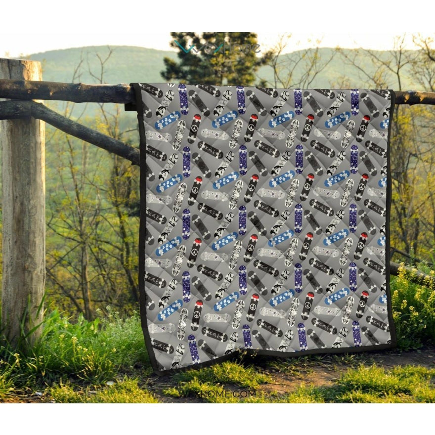 Skate Board Pattern Print Design 03 Premium Quilt